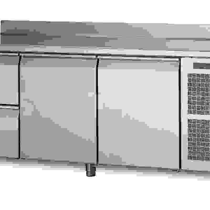 Chladící stůl TA17/2M s deskou a zadním lemem